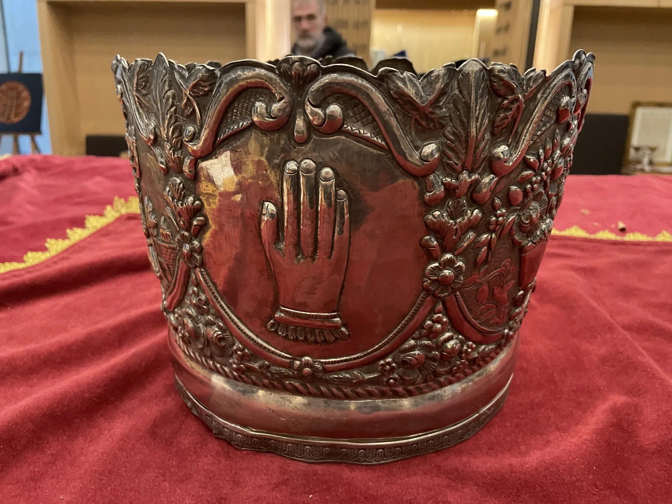 Judaica from Shaar Ashamayim.